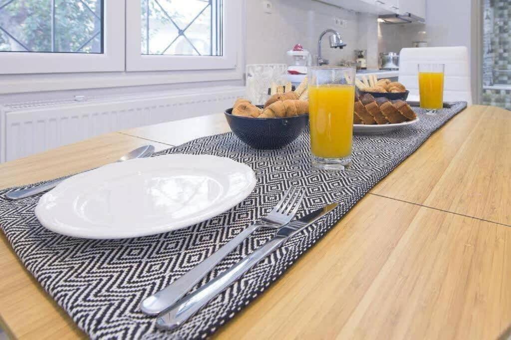 아테네 Modern Fully-Equipped House, 5 Min Walk From Metro 빌라 외부 사진